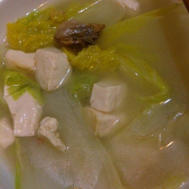 牡蛎豆腐白菜汤
