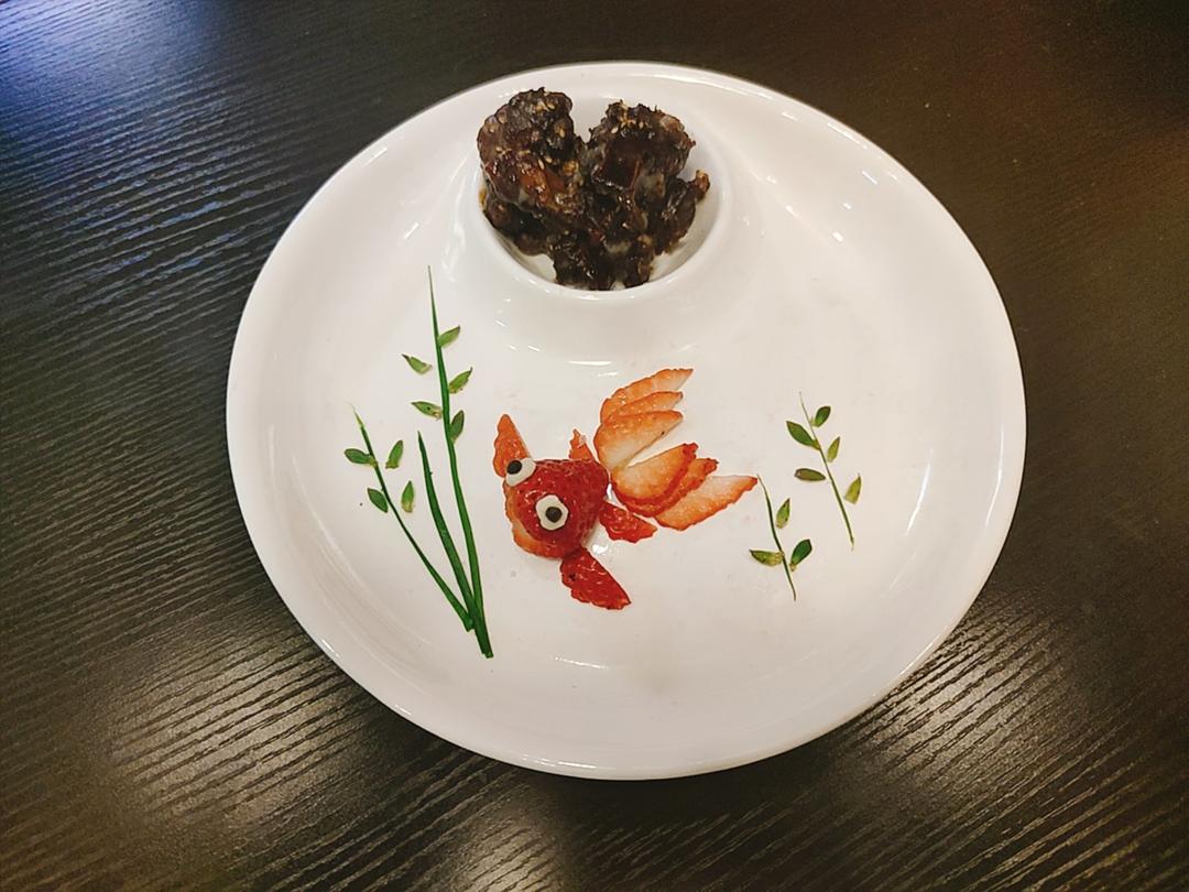 金鱼（草莓创意摆盘）