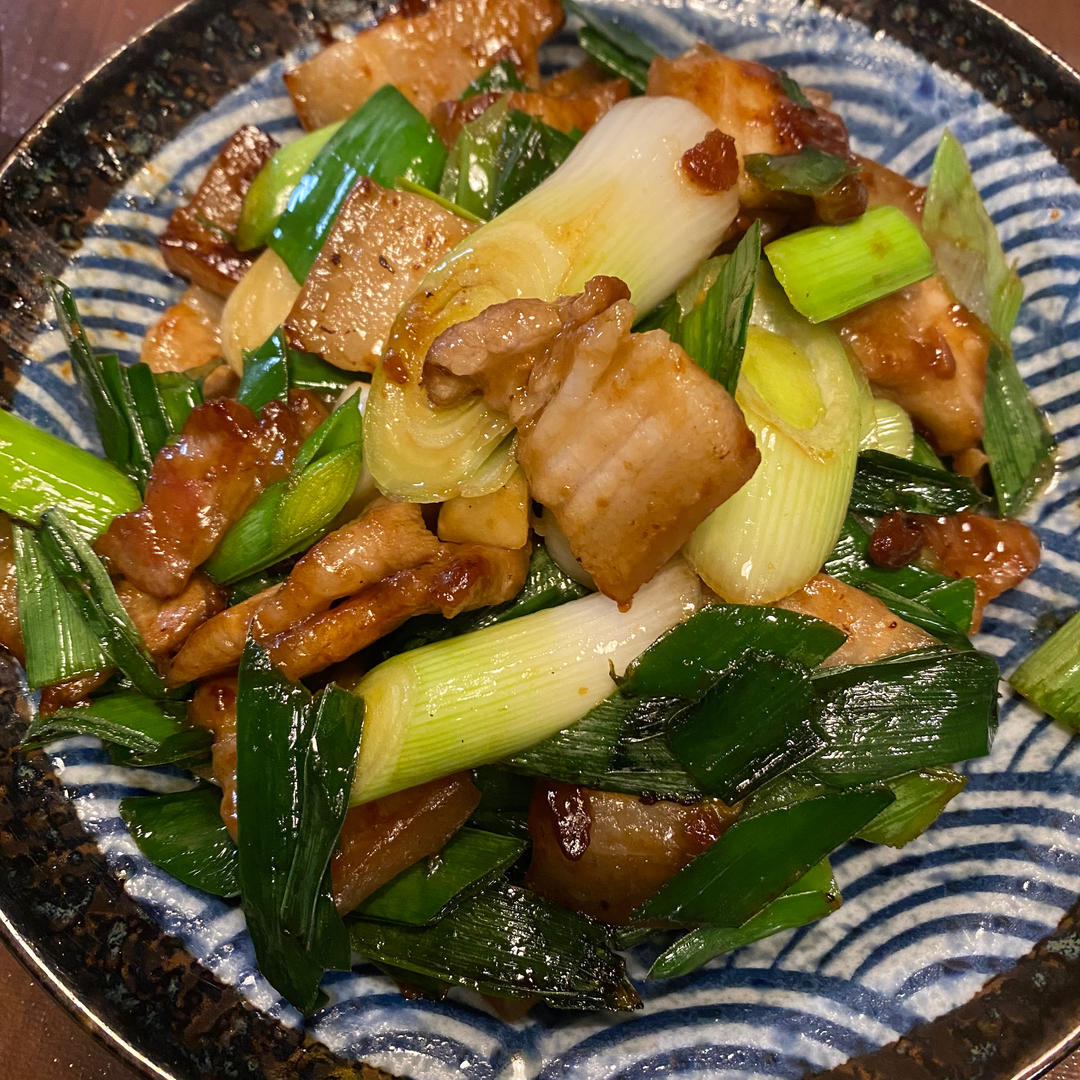 超级下饭的蒜苗炒肉，零失败