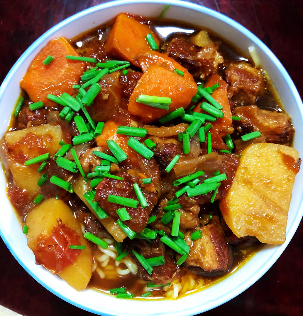 番茄土豆炖牛腩