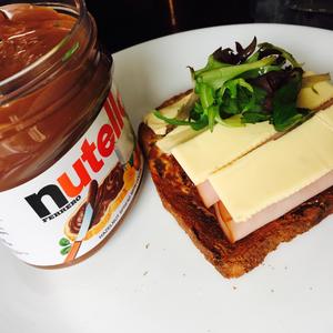 Nutella榛子酱芝士火腿三明治的做法 步骤5