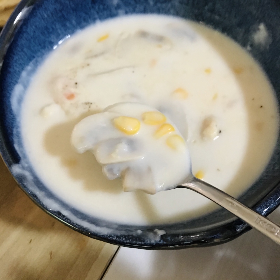 低脂奶油蘑菇汤🍄[不用黄油和奶油超简单]
