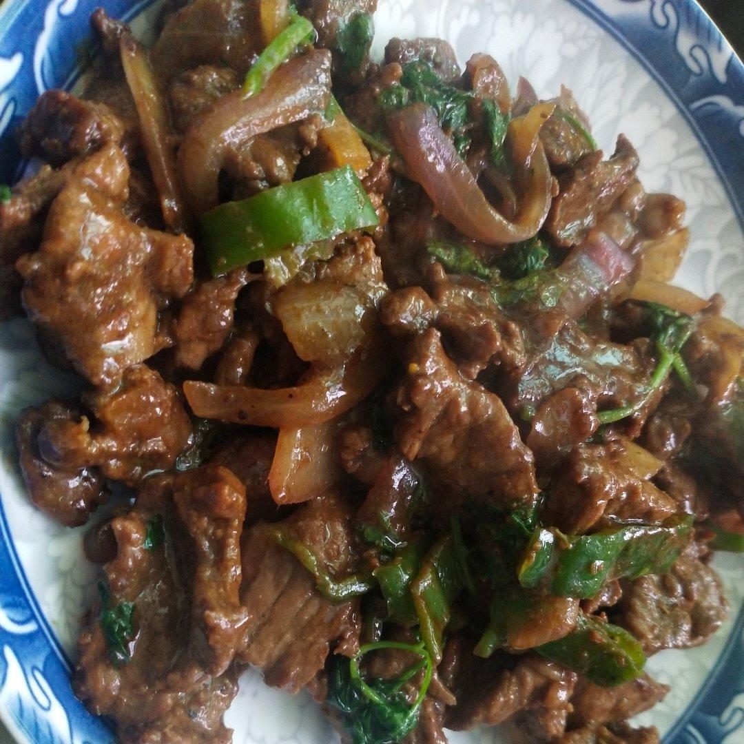 家常孜然洋葱炒羊肉