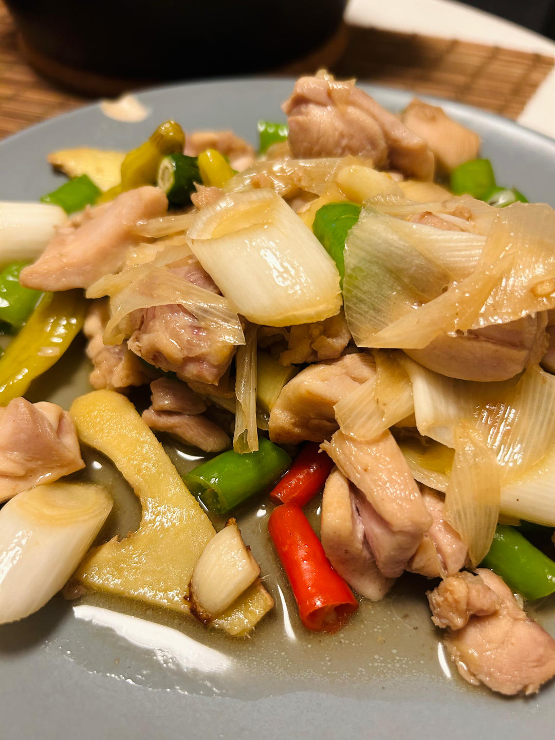小炒鸡（鲜辣入味很下饭）