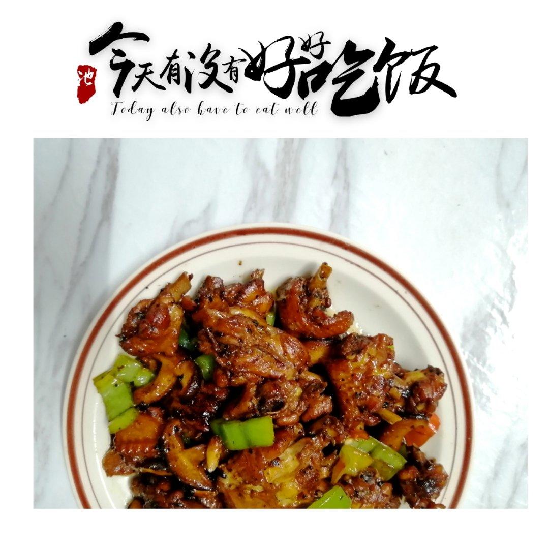 好吃到原地爆炸的黄焖鸡