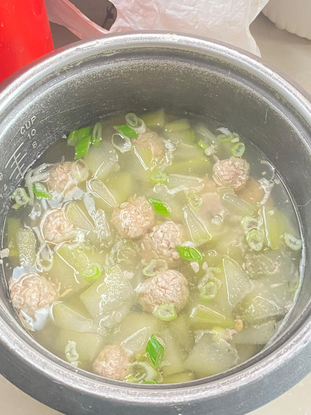 巨鲜美的冬瓜丸子汤