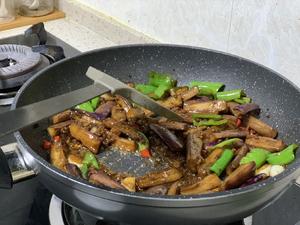 简单又下饭的 红烧肉末茄子的做法 步骤19