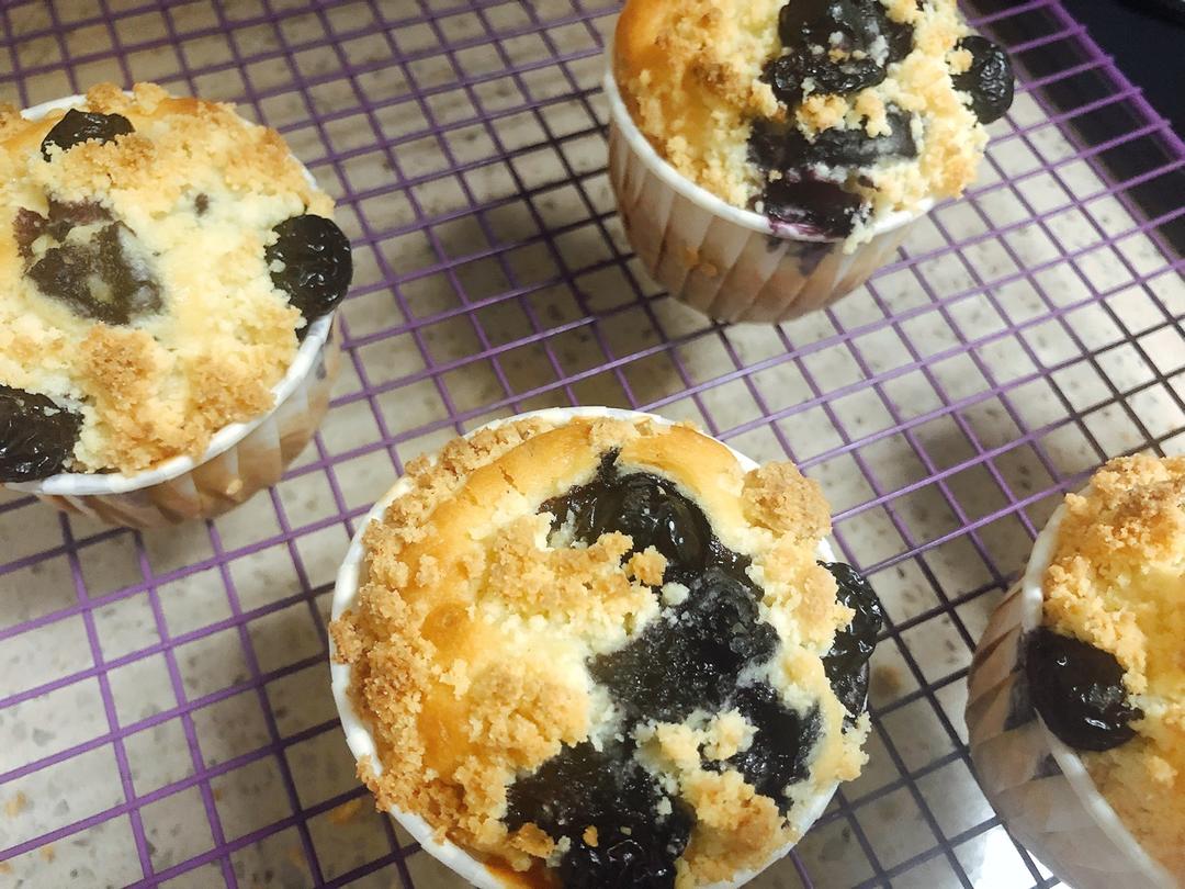 蓝莓酸奶酥粒麦芬