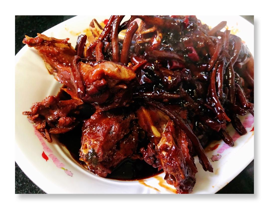 茶树菇焖鸭——营养又下饭
