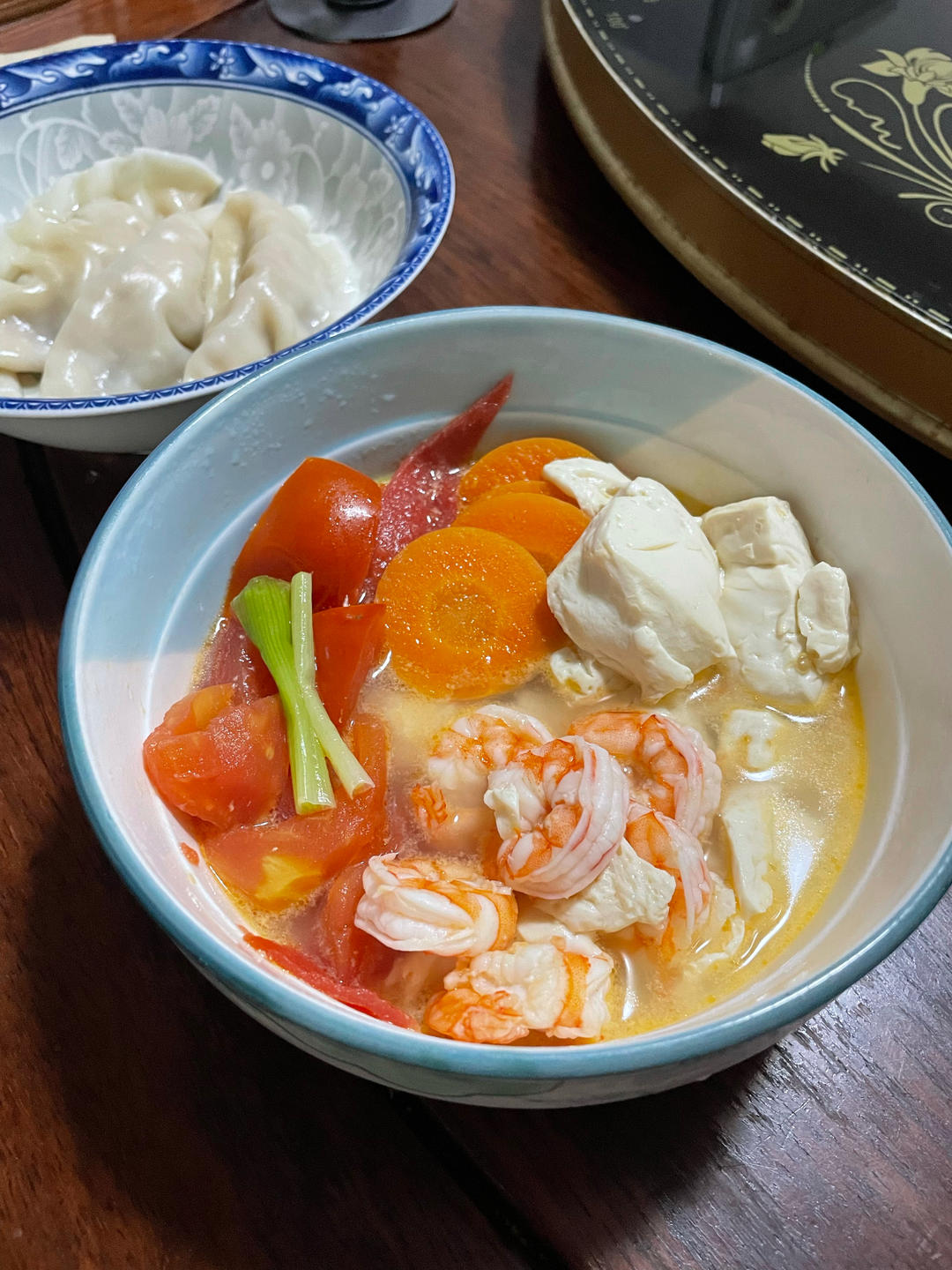 番茄虾仁豆腐煲