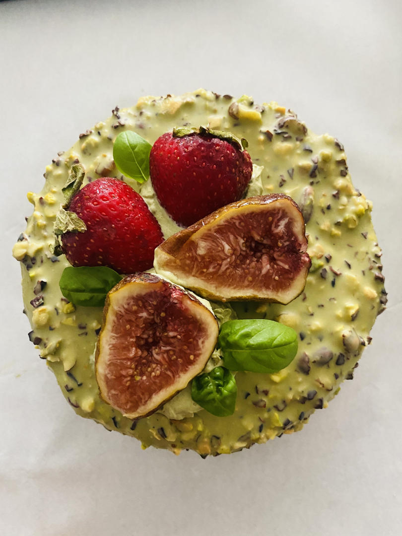 树莓抹茶梦龙蛋糕