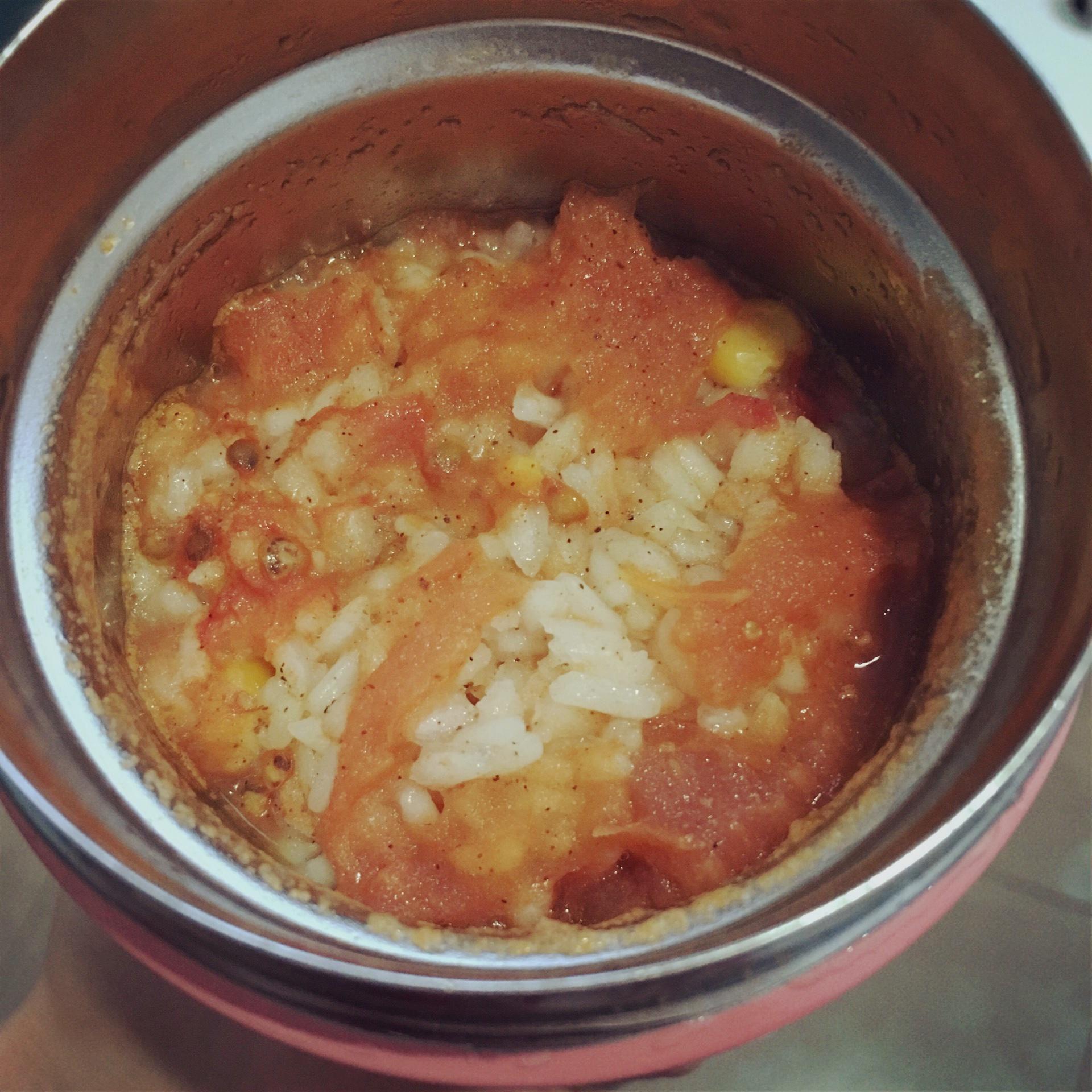 番茄闷饭（焖烧杯）的做法