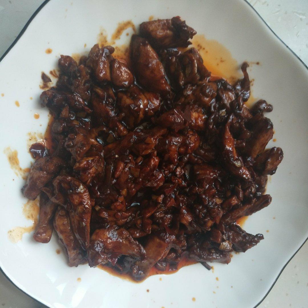不加一滴水好吃到爆的干炒鸡腿肉