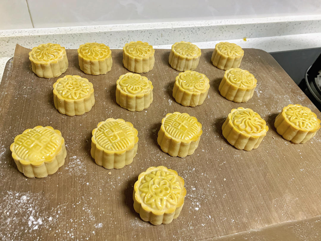 广式凤梨月饼（2020最火的款隔夜回油）