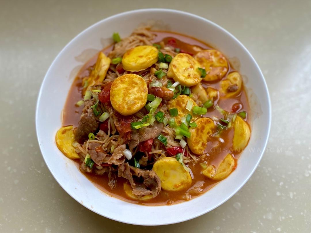 番茄金针菇肉卷烧日本豆腐（日本豆腐不用油炸～）