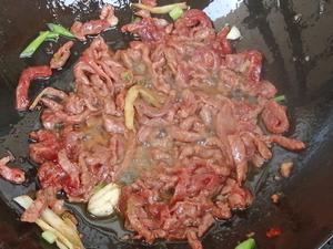 超下饭-洋葱青椒牛肉丝的做法 步骤5
