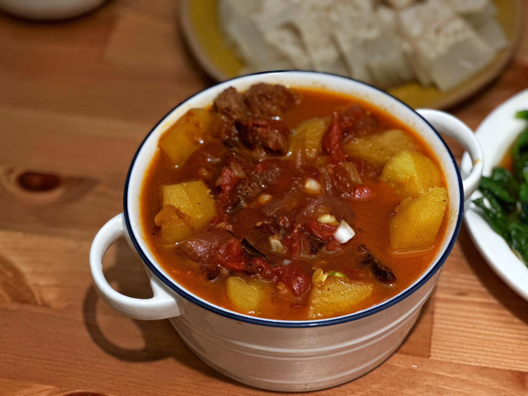 番茄土豆炖牛腩