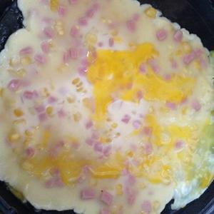 香喷喷玉米鸡蛋饼的做法 步骤6