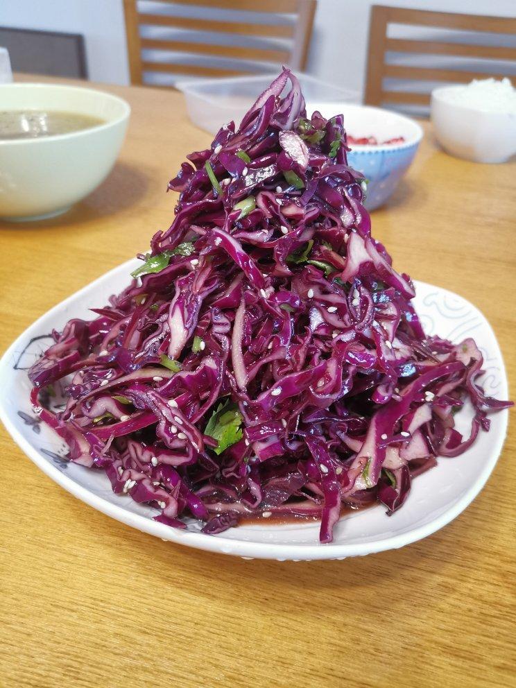凉拌紫甘蓝