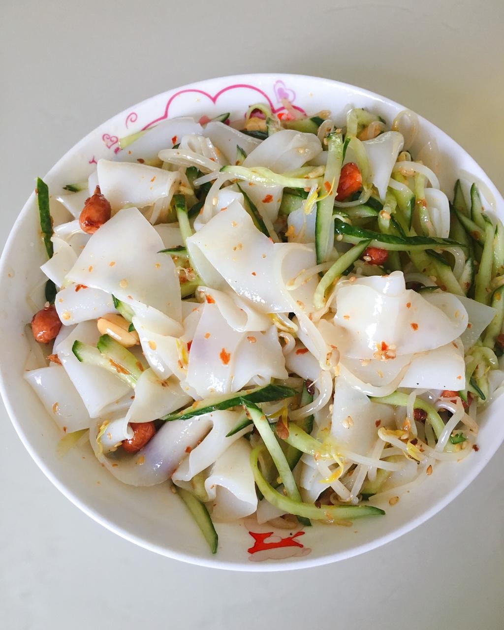 大祈宝儿做的自制凉皮儿