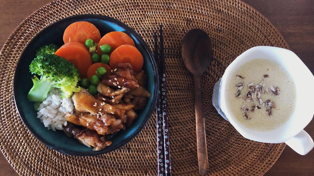 日式照烧鸡排饭