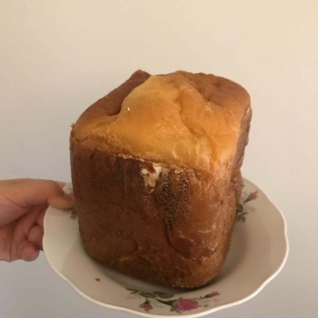 牛奶蛋黄吐司~爆头吐司瘦身版