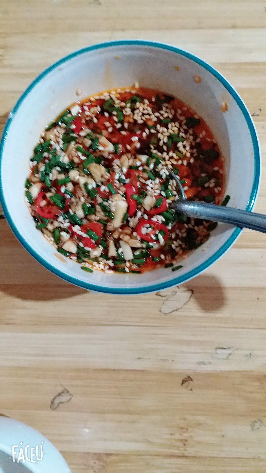 【全过程图解】鲜嫩口水鸡配套——辣椒油