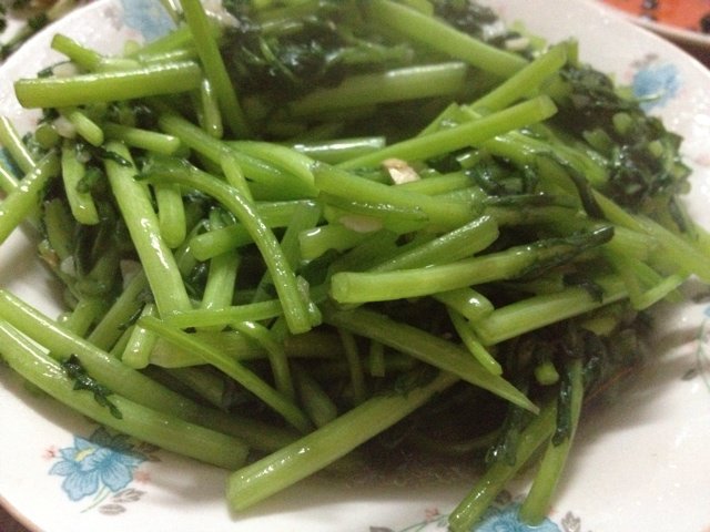 清炒茼蒿