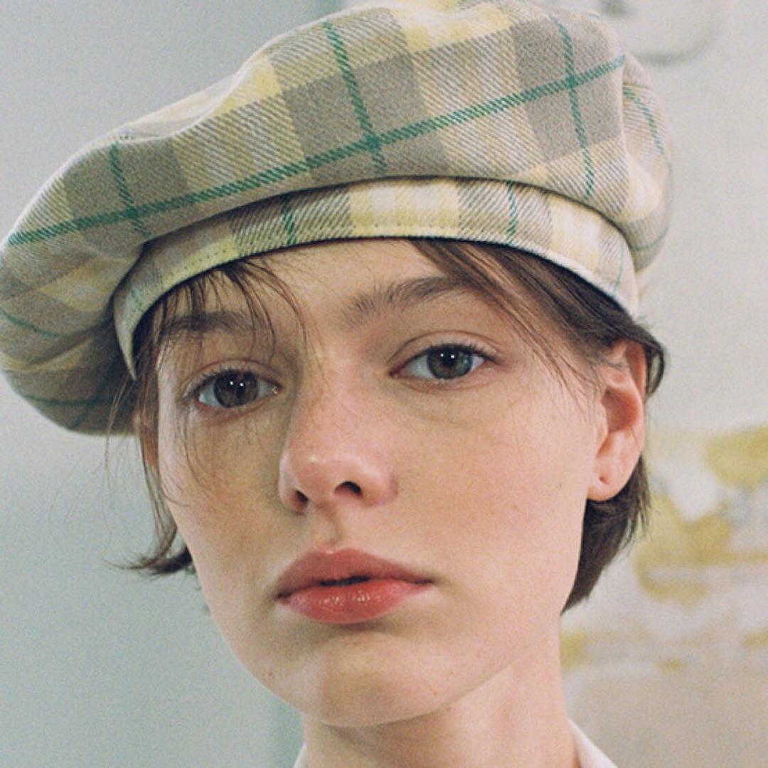 迷墙里的猫emily