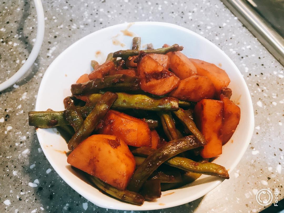 土豆炖豆角