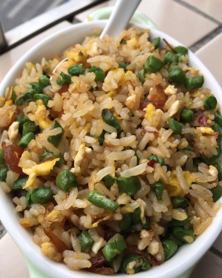 豇豆酱油素炒饭