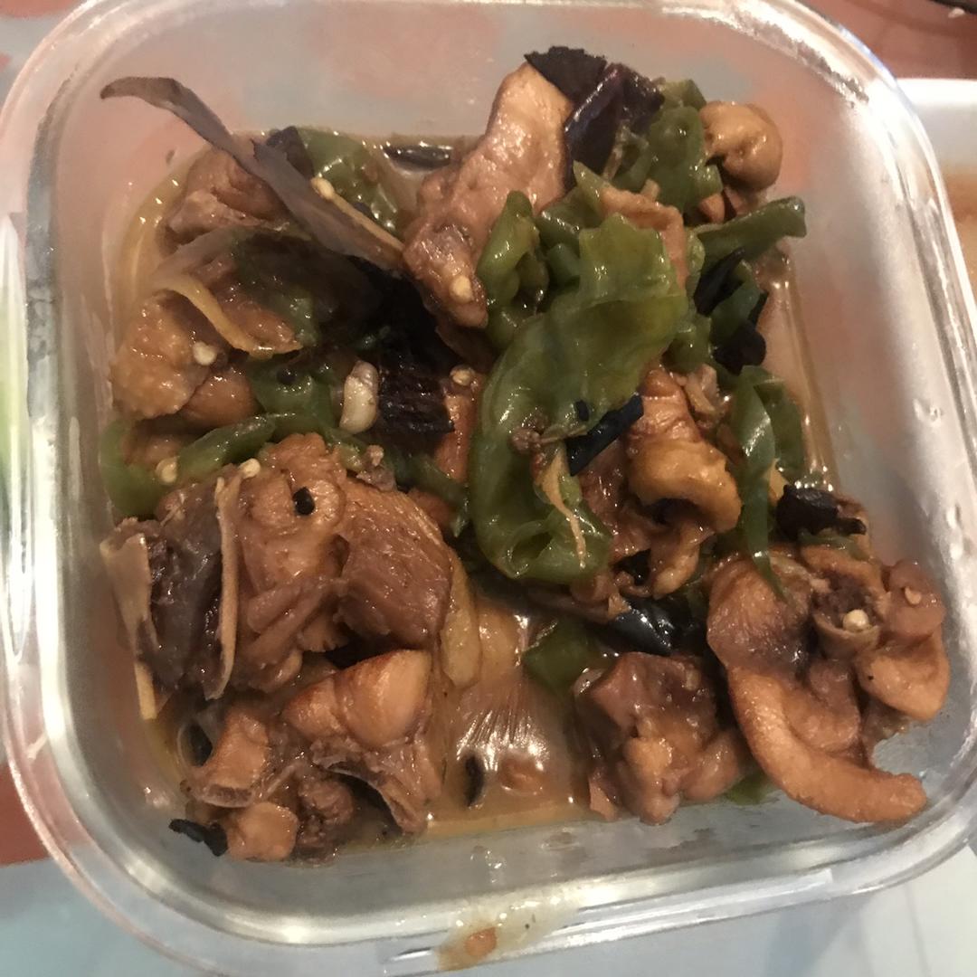 黄焖鸡腿