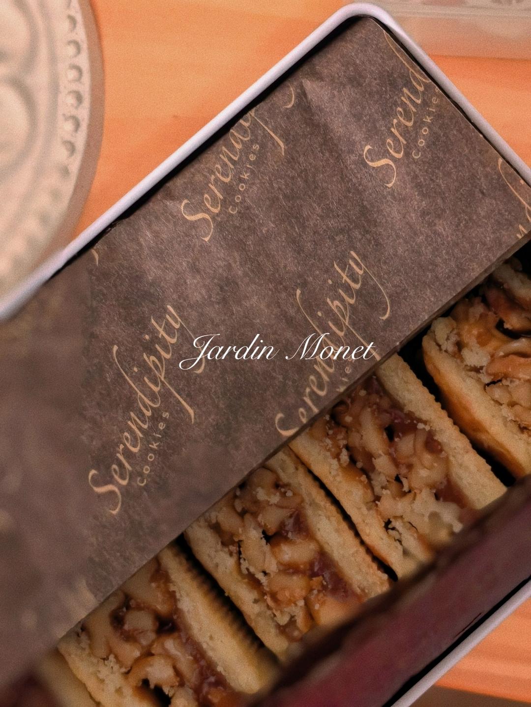 复刻日本镰仓伴手礼“Kamakura”小松鼠核桃饼：核桃焦糖夹层饼干