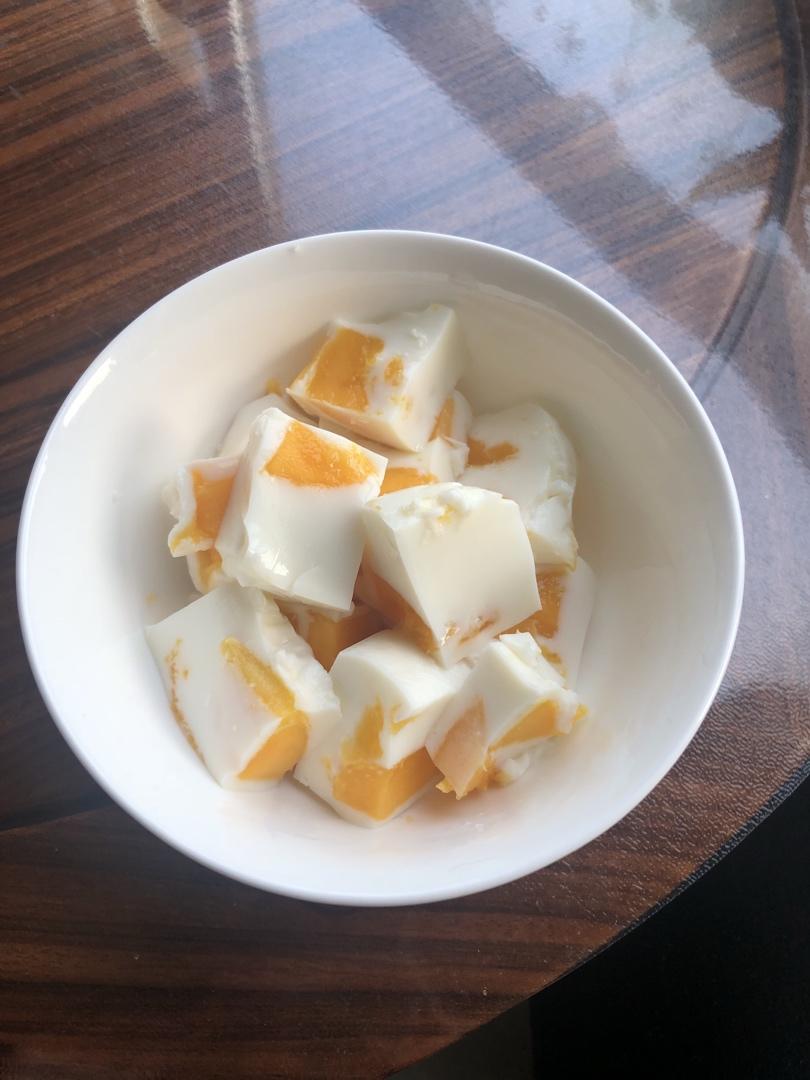 葵葵000做的芒果布丁吉利丁粉详细版