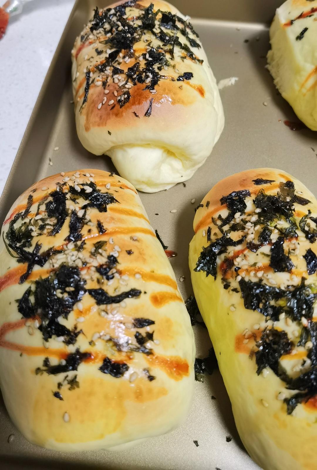 香葱火腿肉松面包