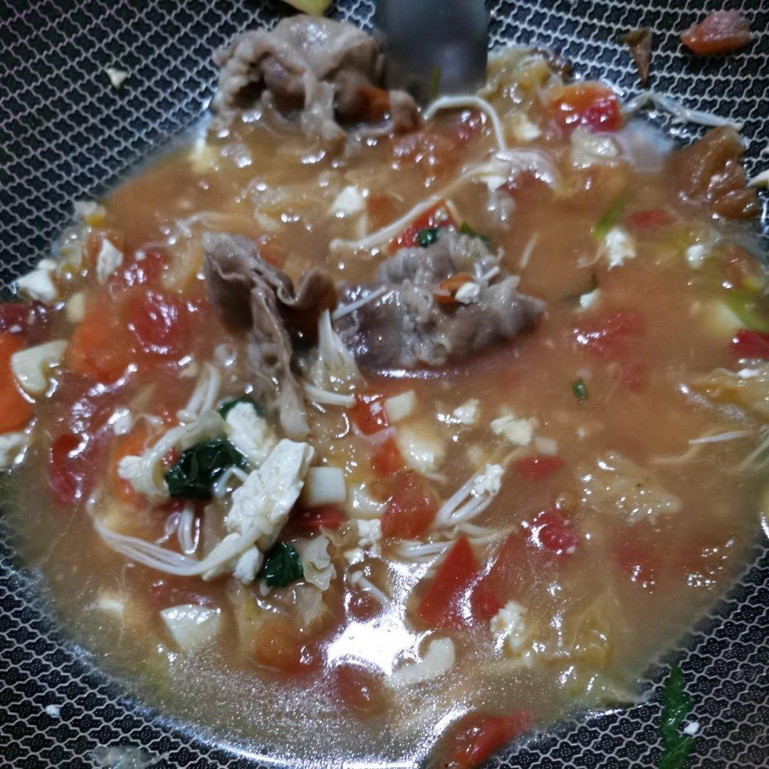 番茄肥牛金针菇