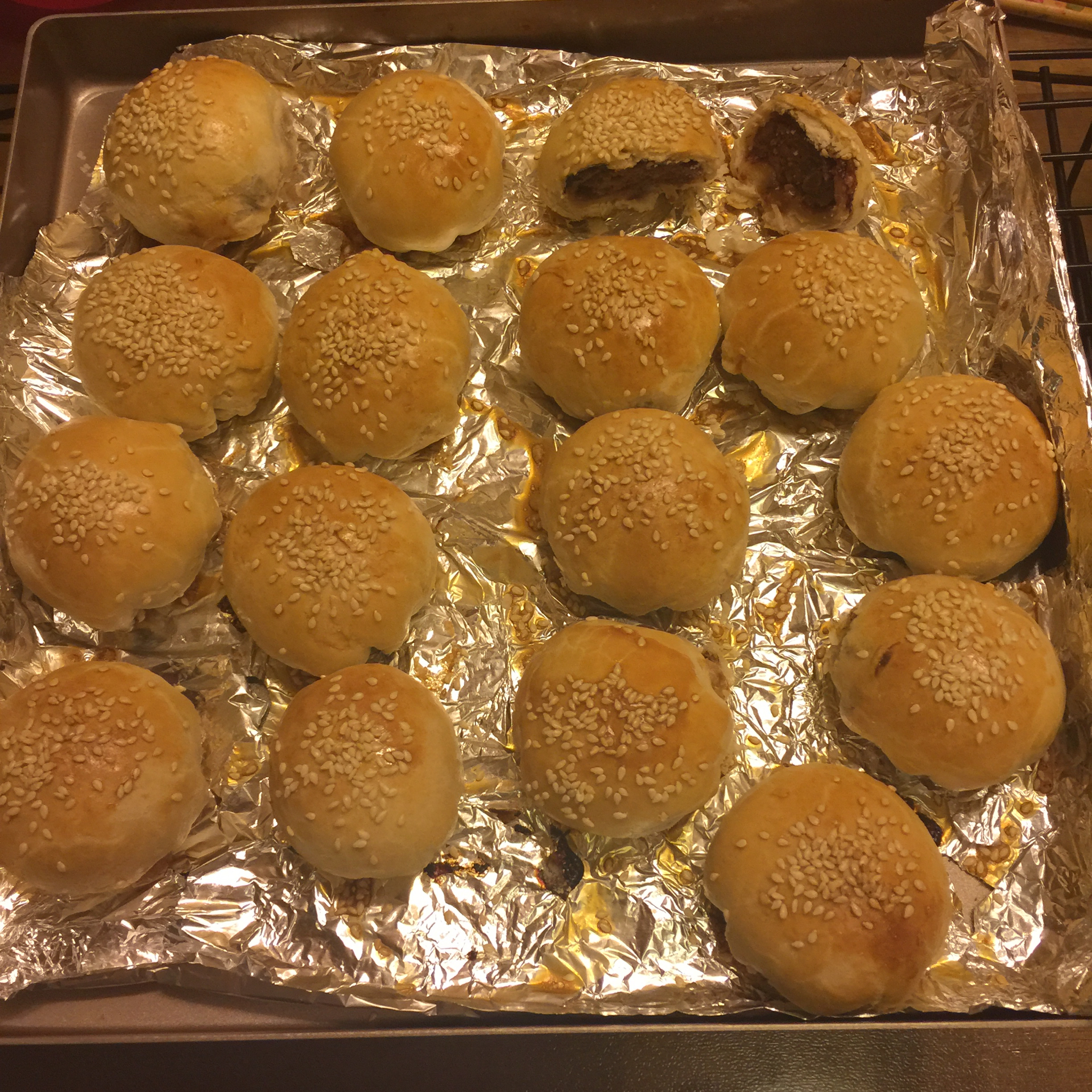 泳式鲜肉榨菜月饼