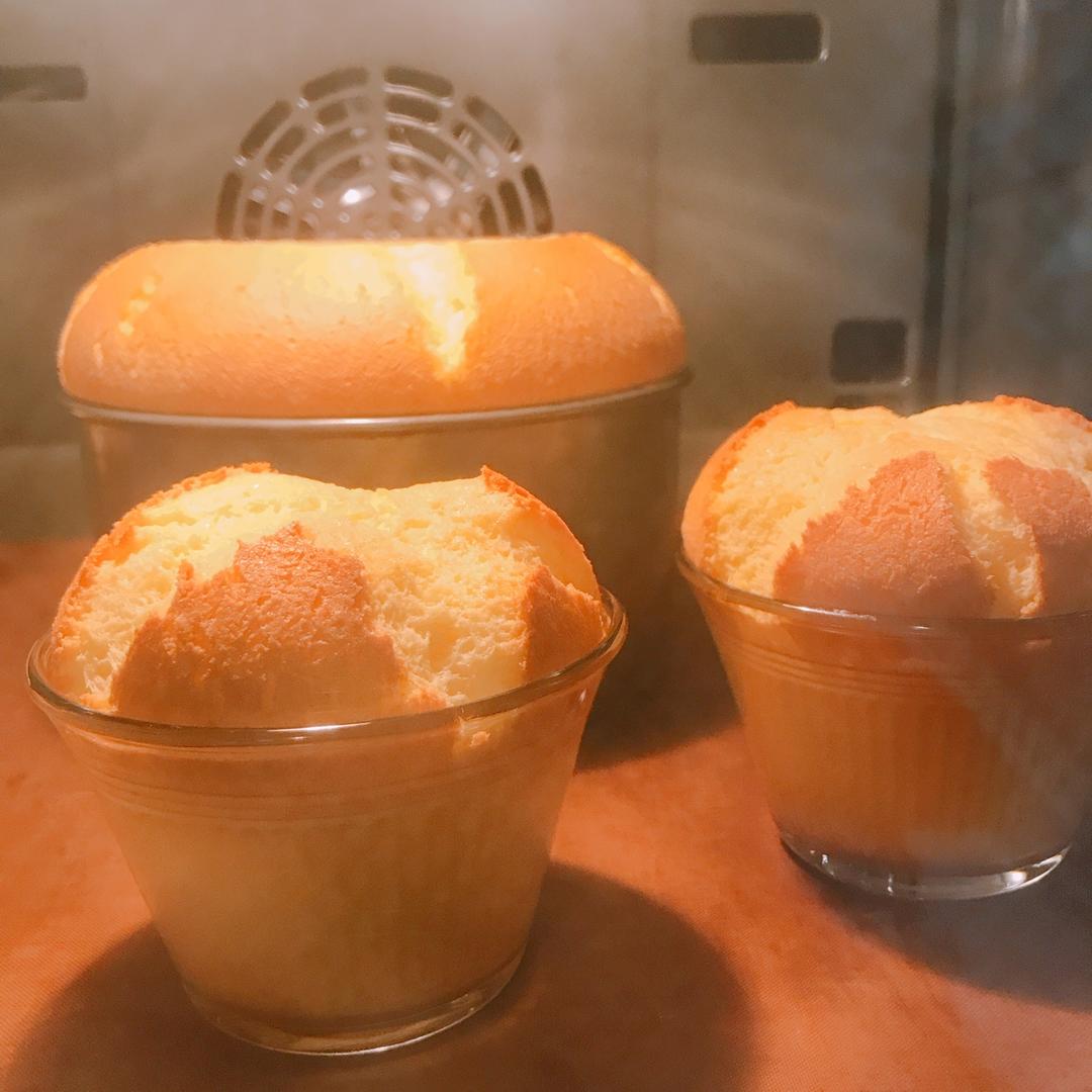 青井老师的原味戚风