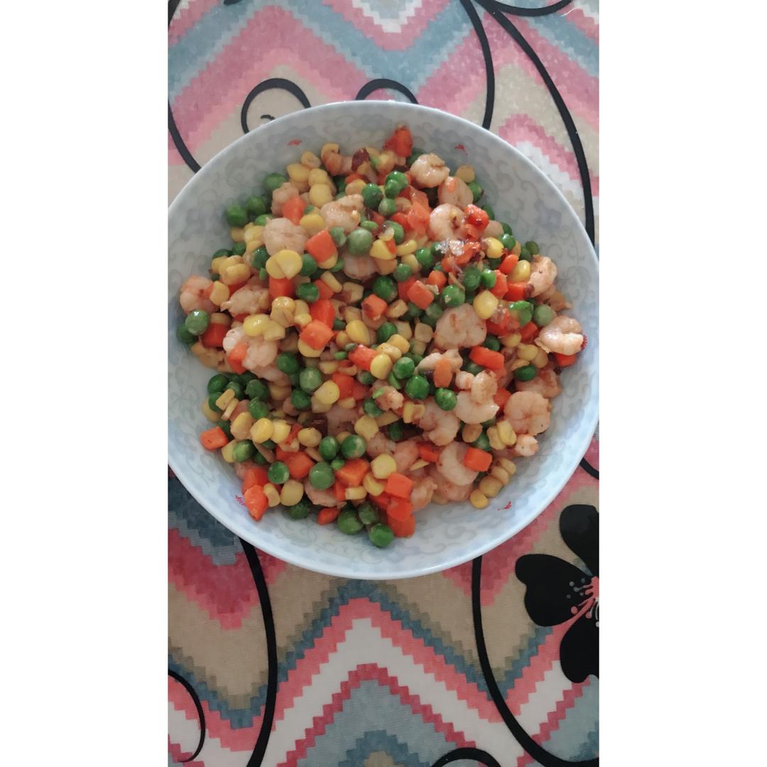 玉米豌豆胡萝卜炒虾仁