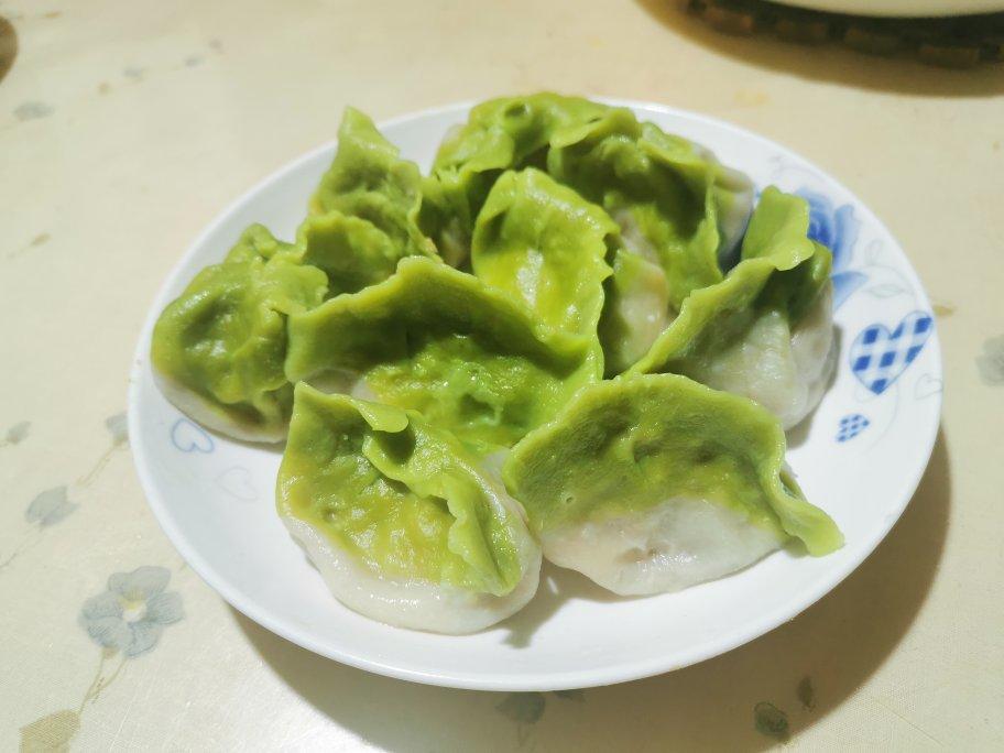 翡翠白玉白菜饺子详细版（附翡翠白玉白菜饺子包法，翡翠白玉饺子皮两种制法，面包机和面，翡翠白玉烧卖，各种馅料搭配）