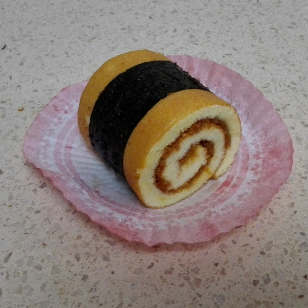 肉松戚风蛋糕卷