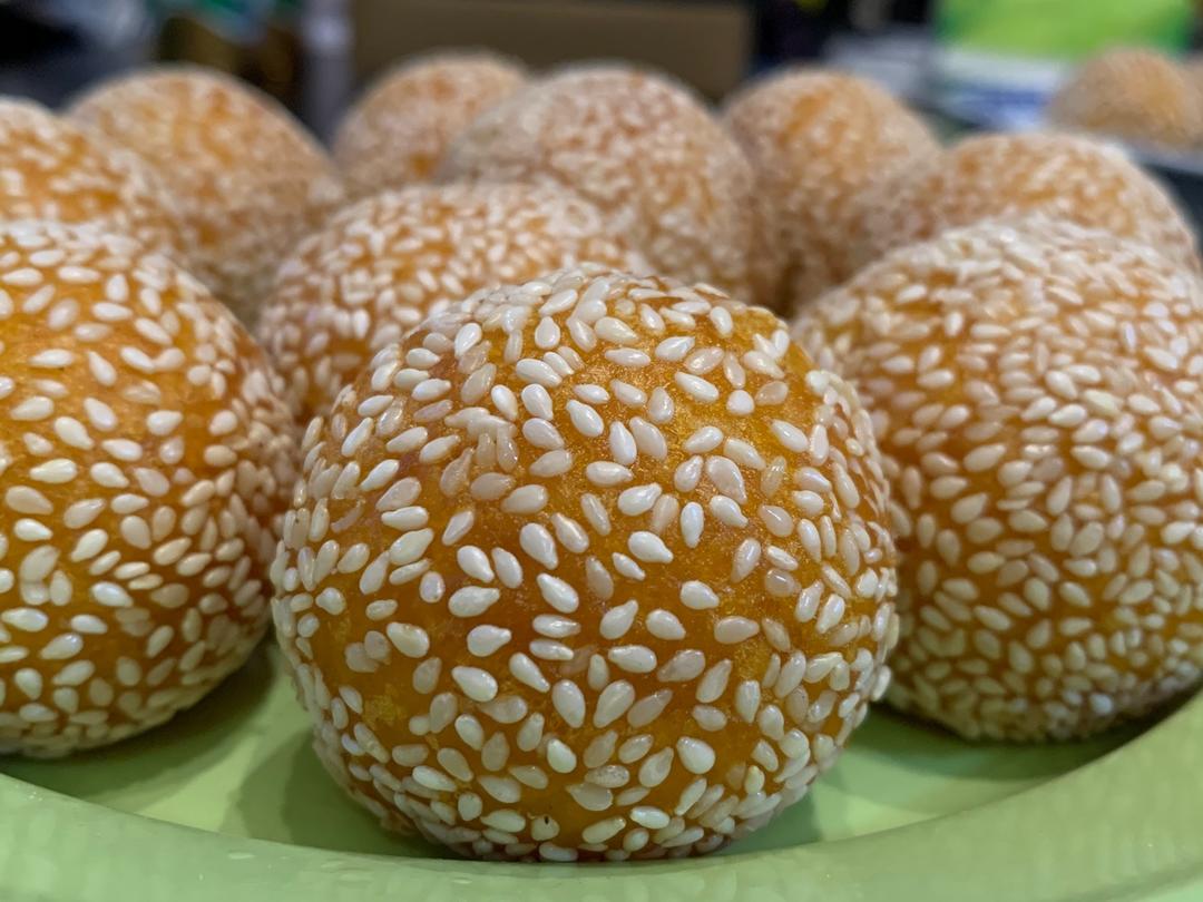 “南瓜芝麻球”聚餐必做小点心