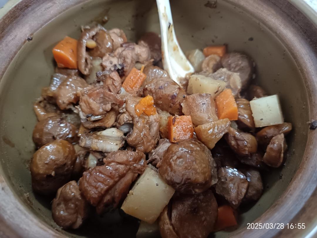 秋天里的美味【板栗烧鸡】含板栗不糊汤的小秘诀