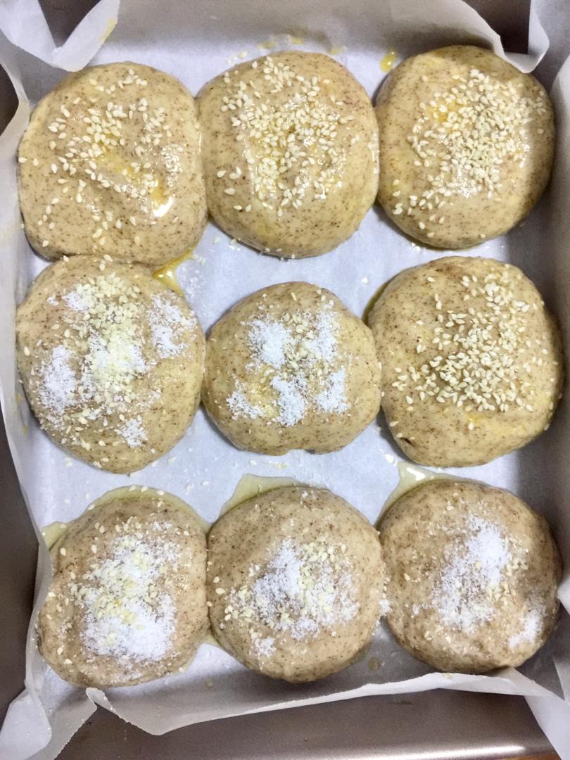 黑全麦小餐包