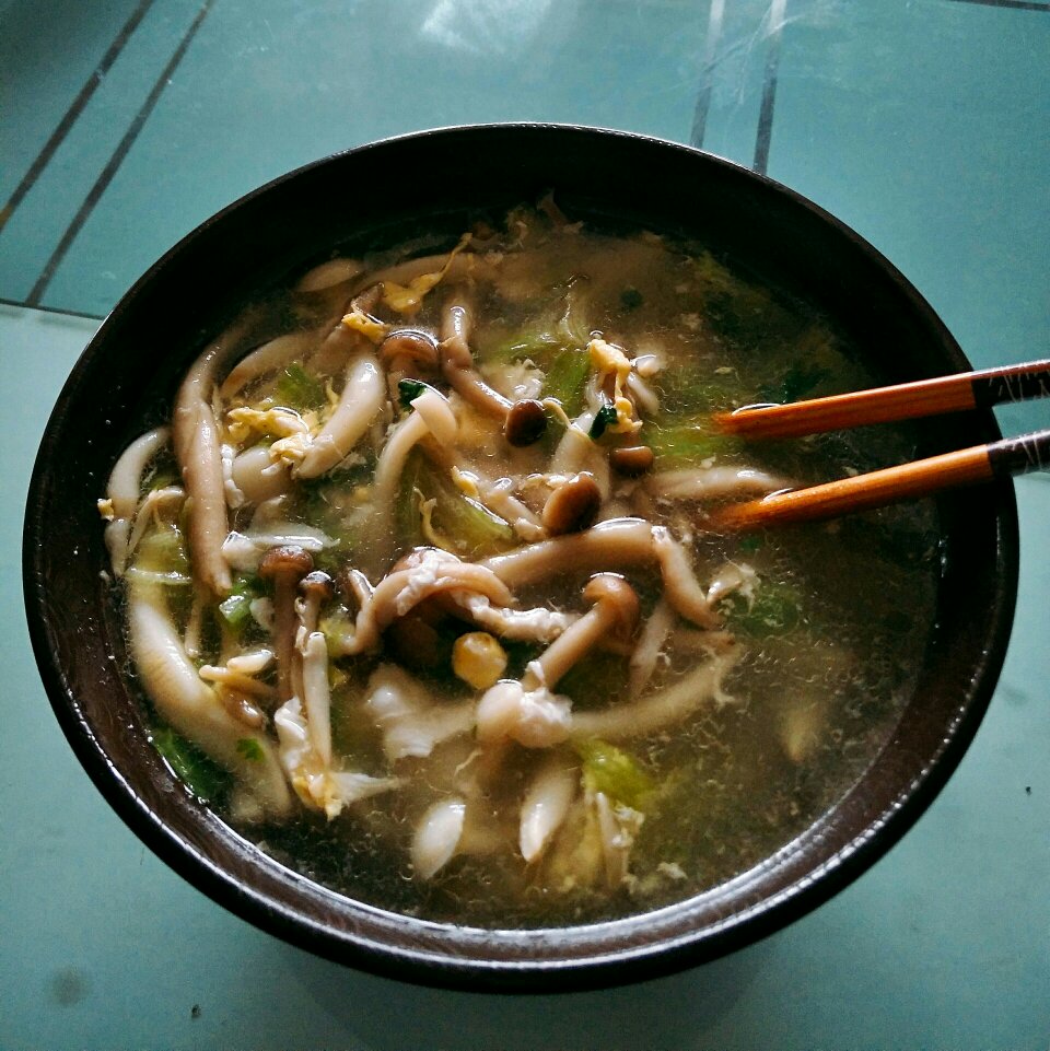 芙蓉菌菇丝瓜汤