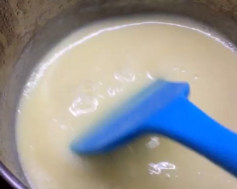 💘网红💘大白兔奶冻蛋糕卷（爆好吃的奶酱、奶酥和奶冻有详解）的做法 步骤1