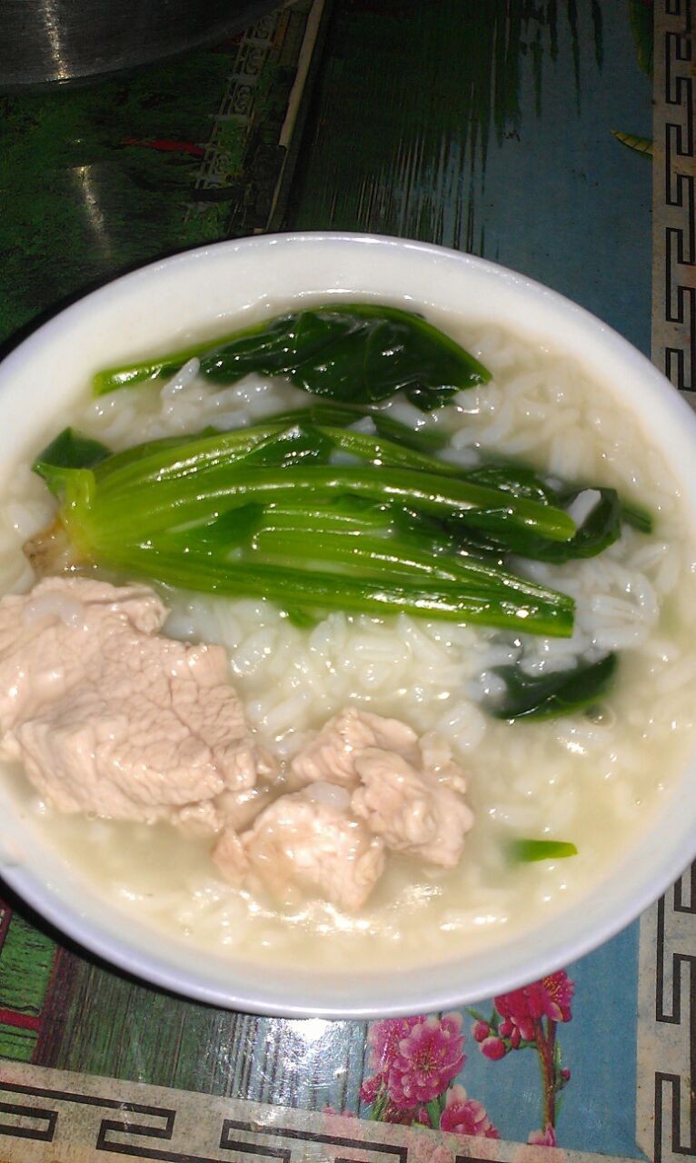 菠菜瘦肉粥