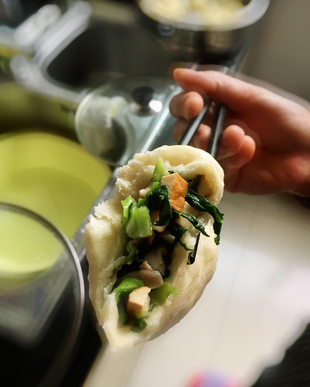 节省一半时间的大包子（另付翠绿菜包子，肉包子，腹黑包子食谱）