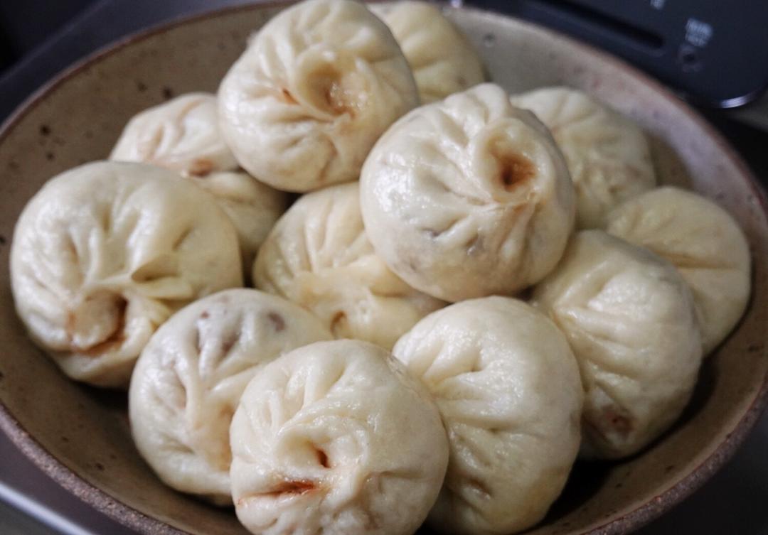 酱肉包 哎呀 太香了！