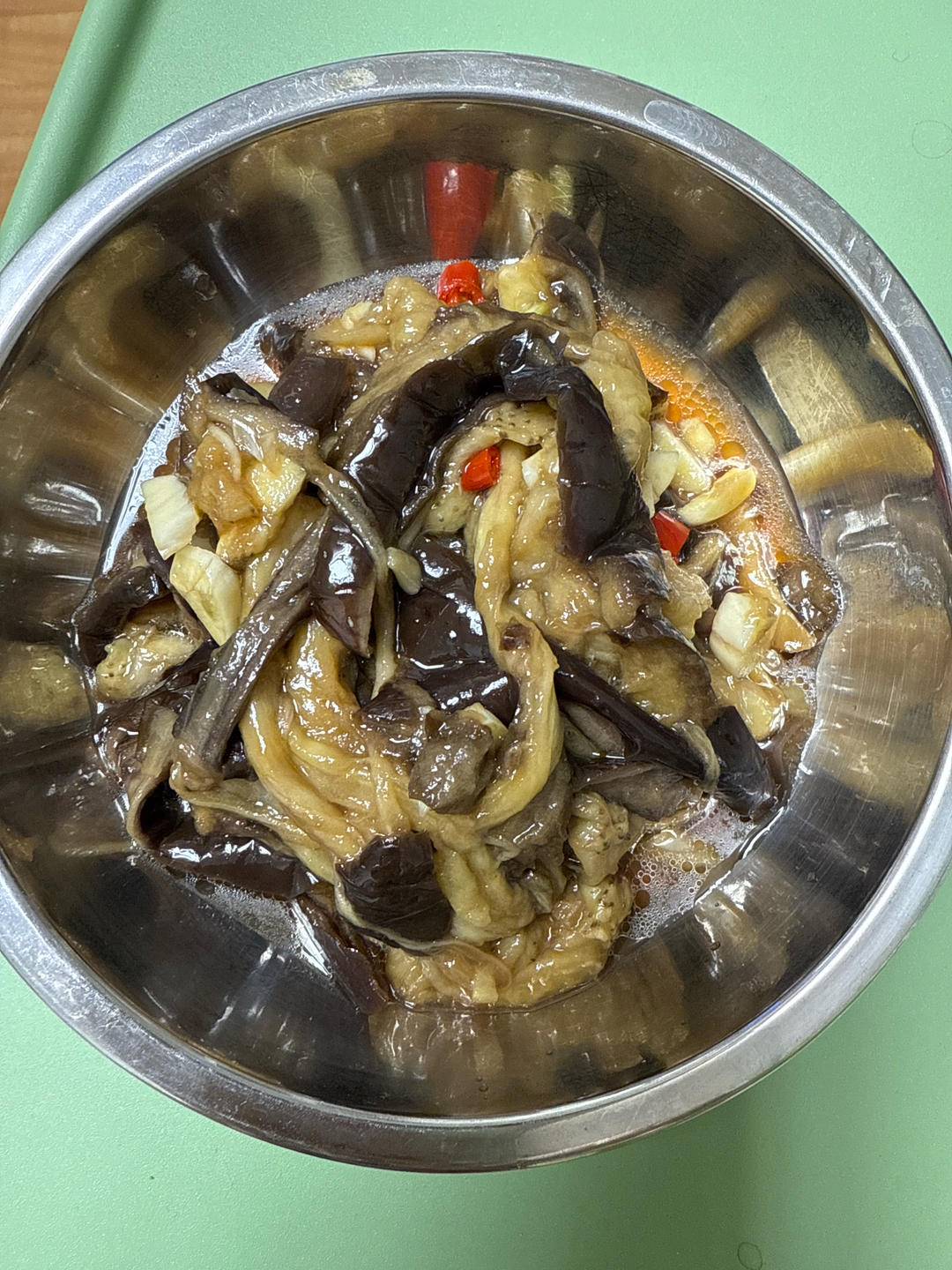 蒜泥手撕茄子